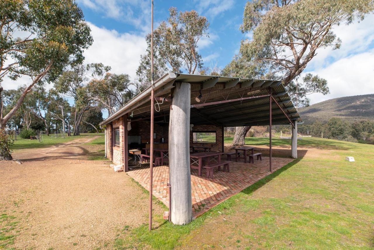 Grampians Pioneer Cottages Halls Gap Eksteriør bilde